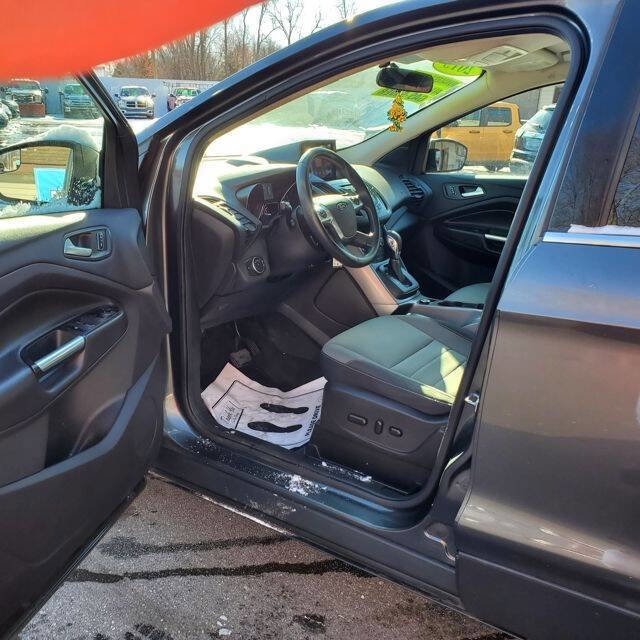 Used 2015 Ford Escape SE image 11