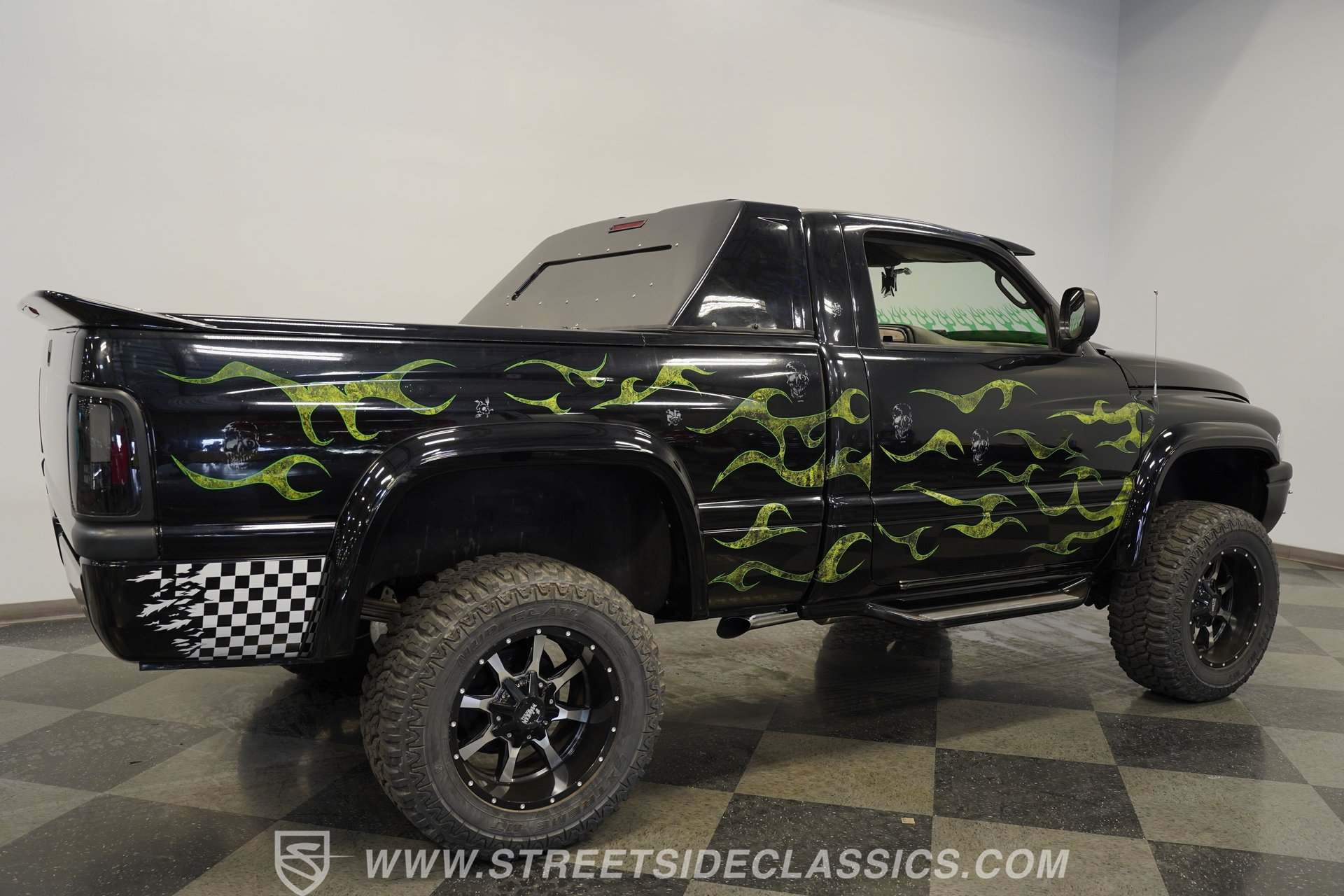 Used 1995 Dodge Ram 1500 Truck 4x4 Regular Cab image 14