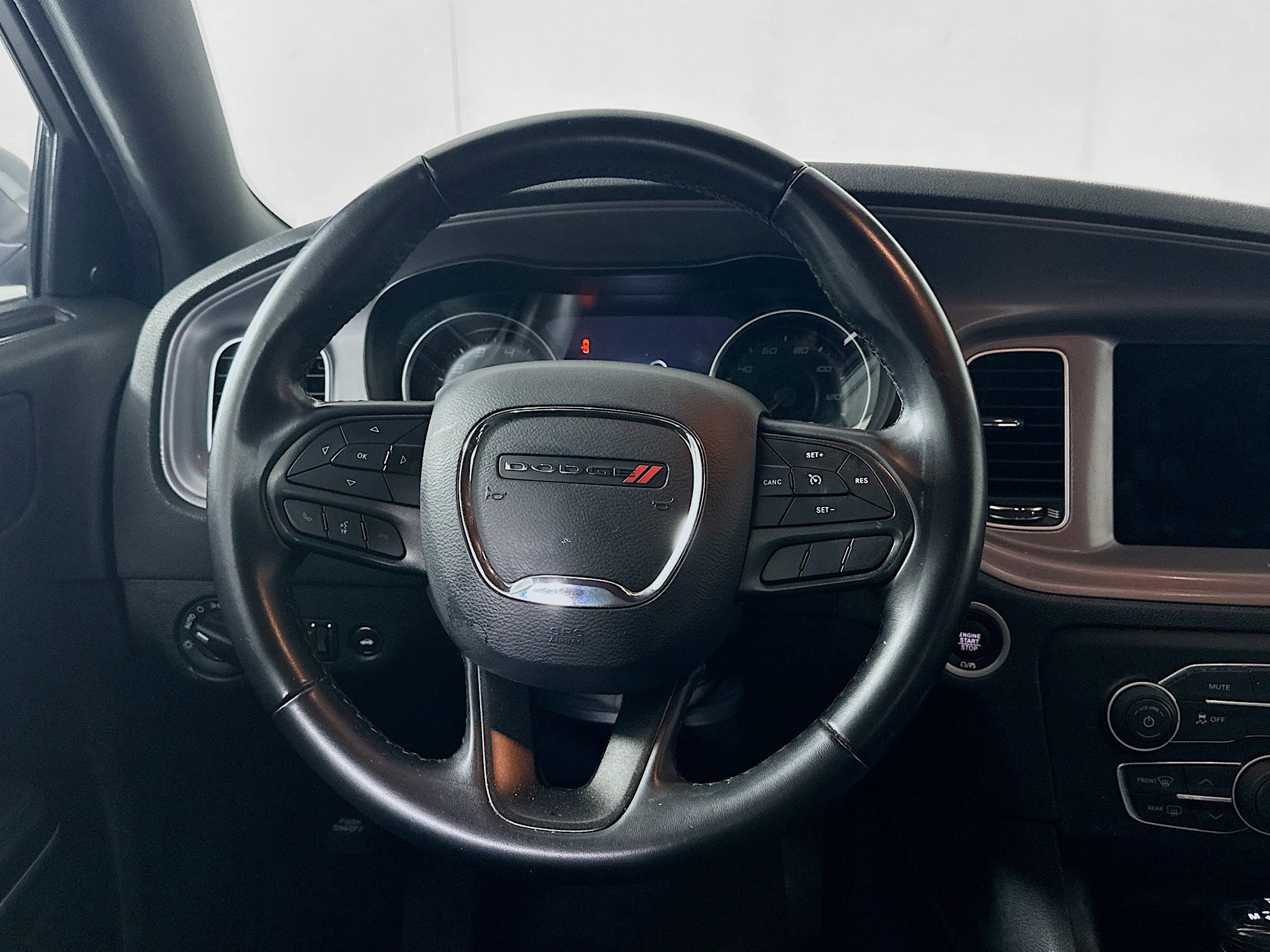 Used 2023 Dodge Charger SXT RWD image 17