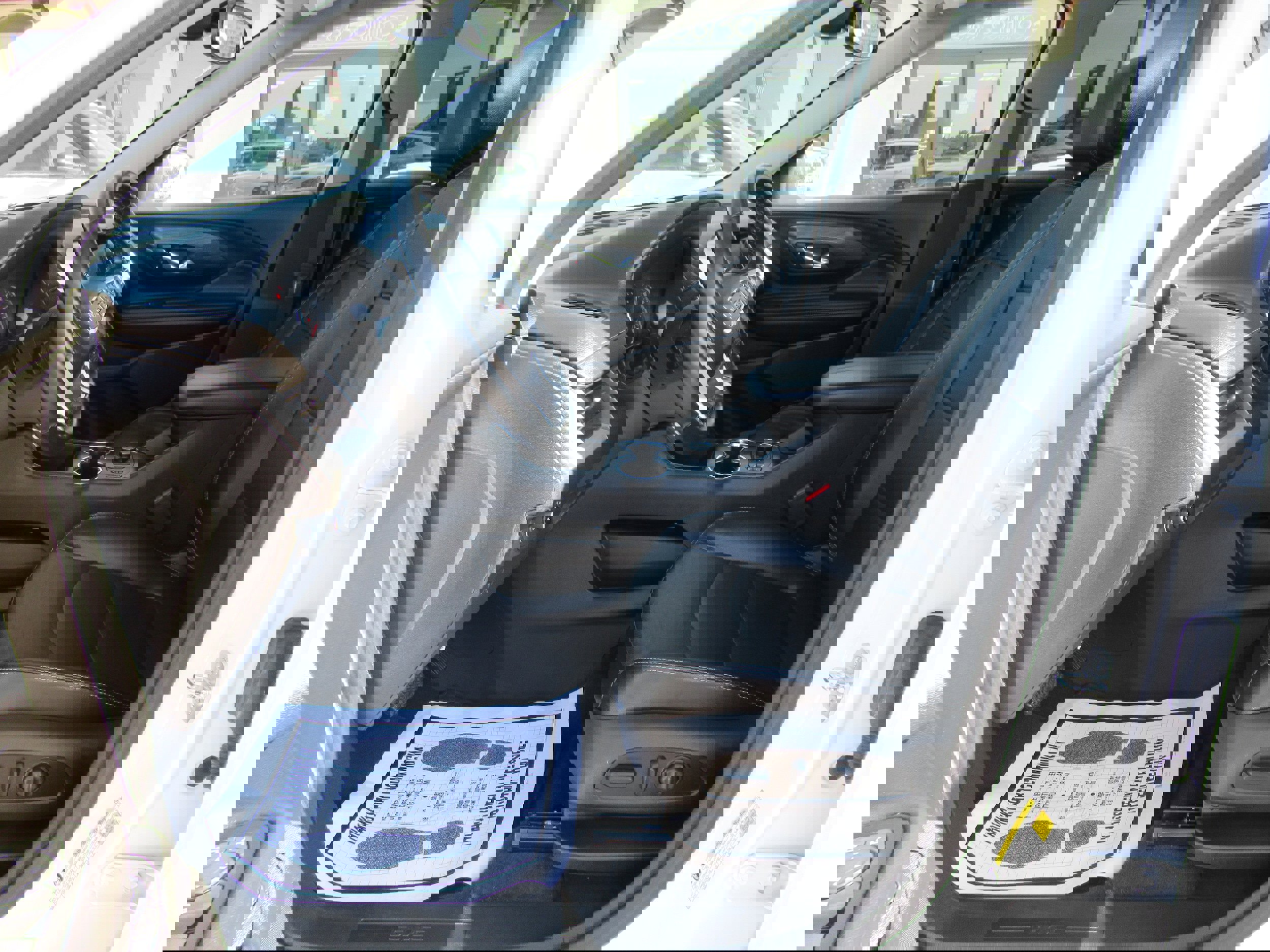 Used 2023 GMC Terrain SLT image 7