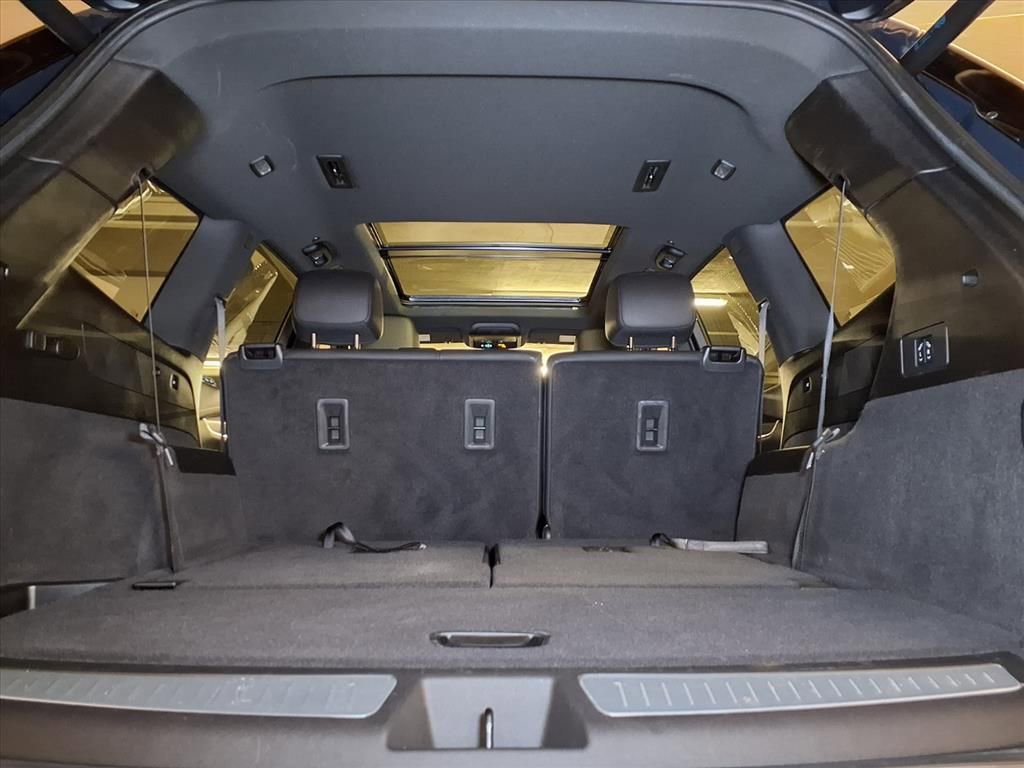 Certified 2025 Cadillac XT6 Luxury image 24