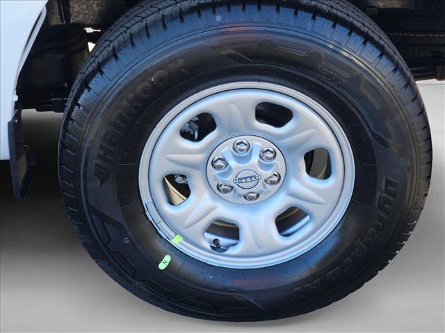 New 2026 Nissan Frontier S image 8