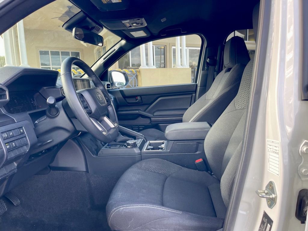 Used 2025 Toyota 4Runner SR5 image 11