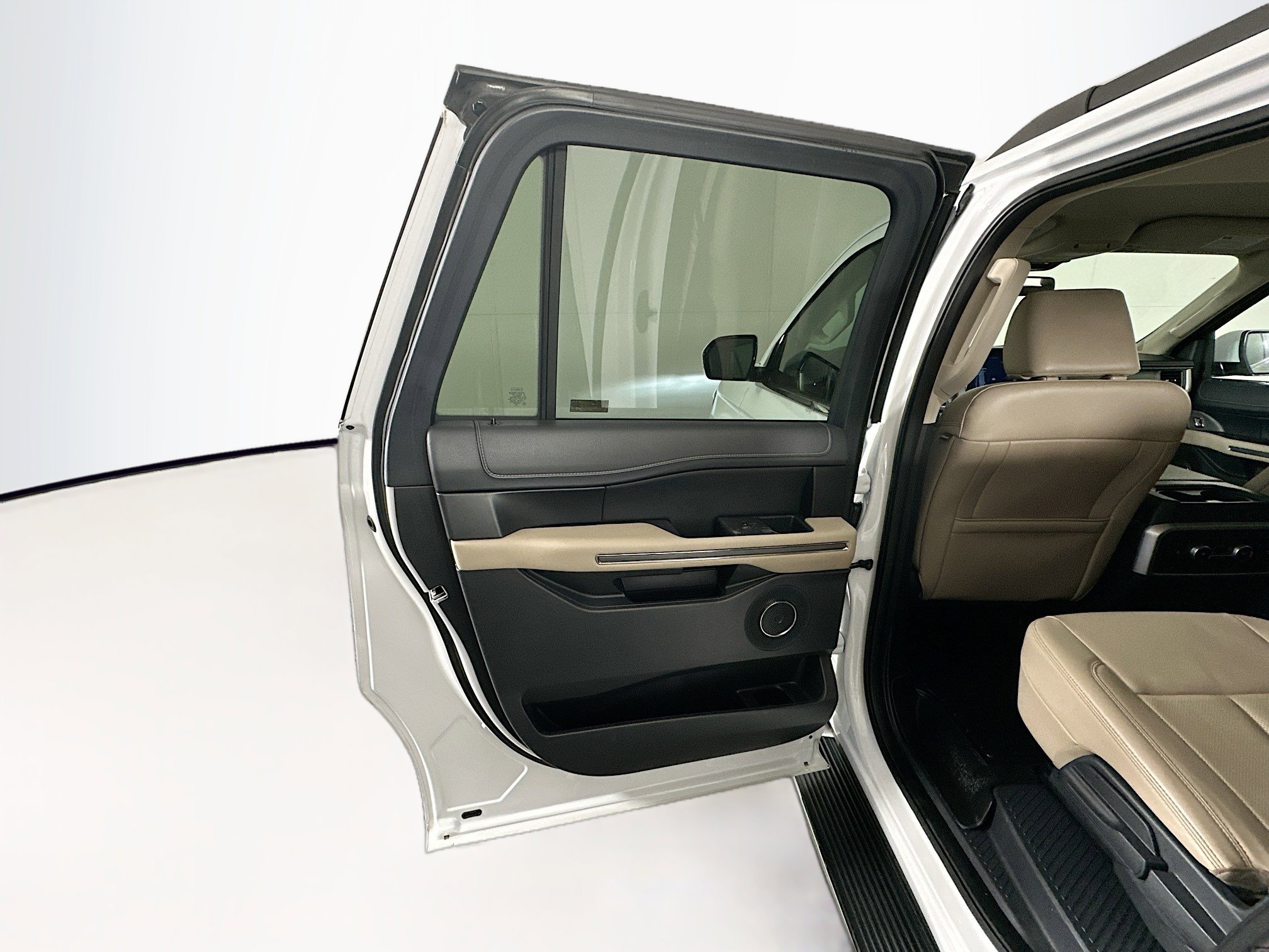 Used 2023 Ford Expedition Max XLT RWD image 25