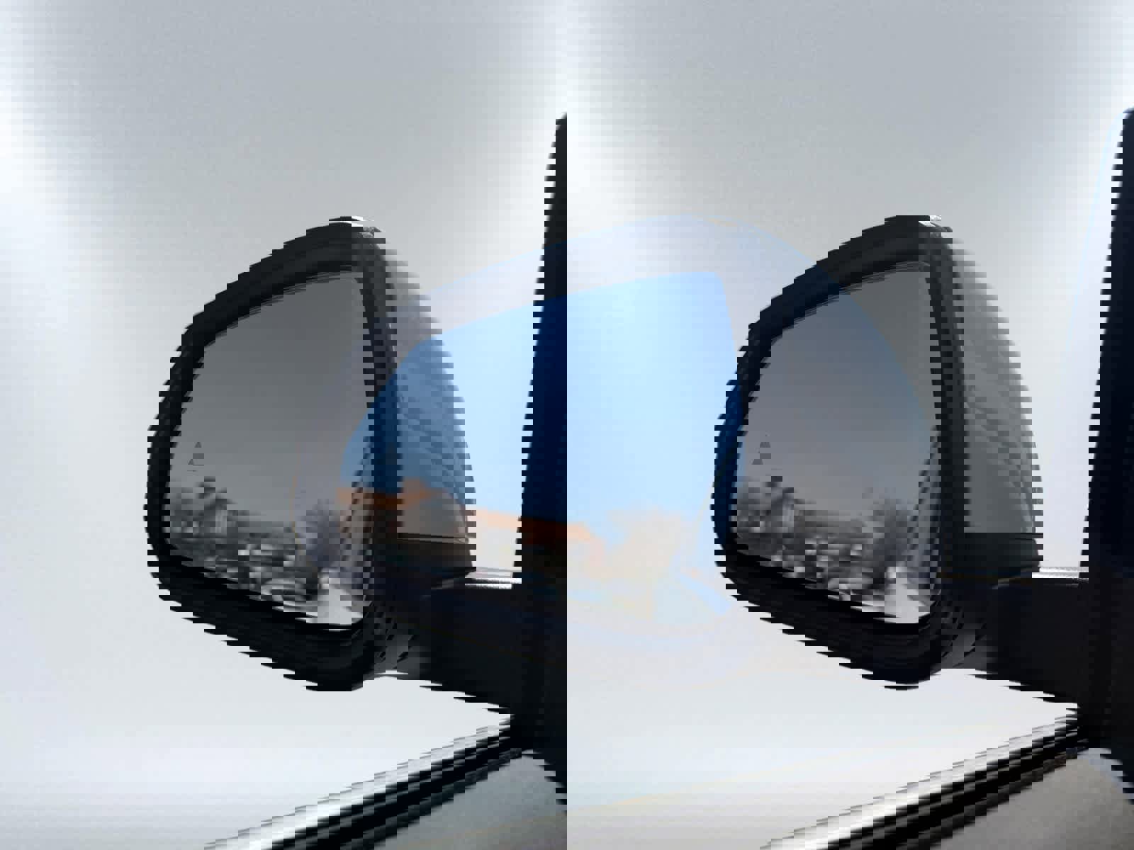 Used 2023 BMW X1 xDrive28i AWD/4WD image 26