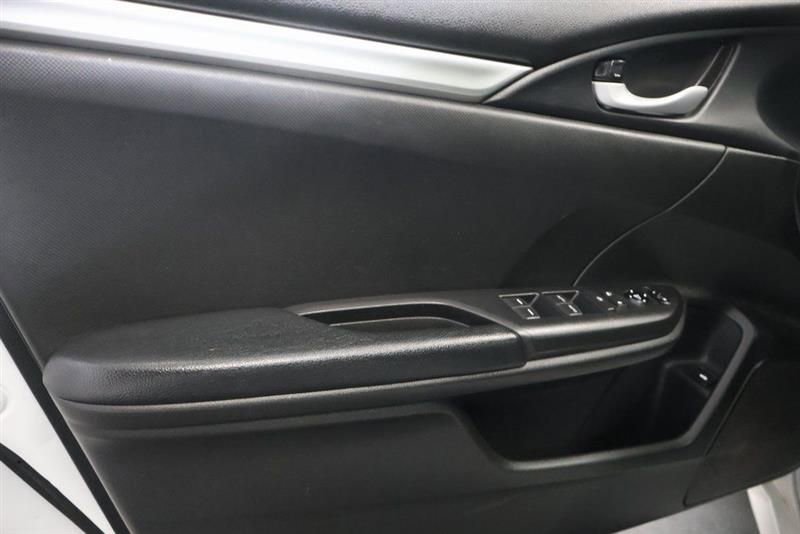 Used 2020 Honda Civic Sport image 16