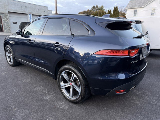 Used 2018 Jaguar F-PACE R-Sport image 4