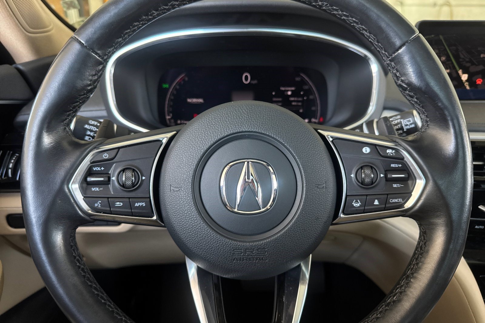 Used 2023 Acura MDX SH-AWD w/ Technology Package image 17
