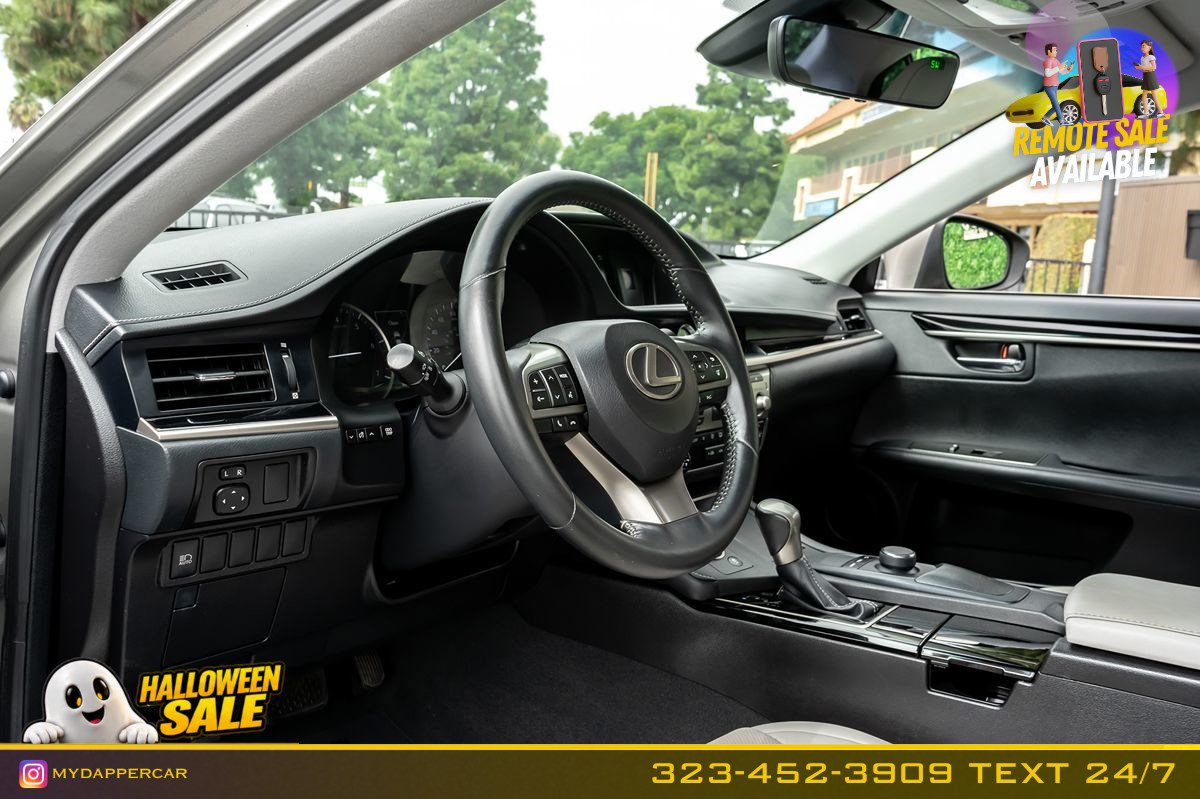 Used 2017 Lexus ES 350 w/ Accessory Package 2 FWD image 10
