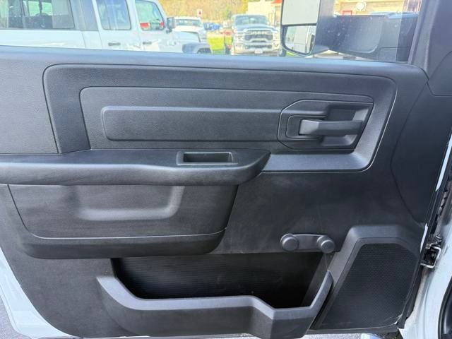 Used 2022 RAM 3500 Tradesman w/ Chrome Appearance Group image 36