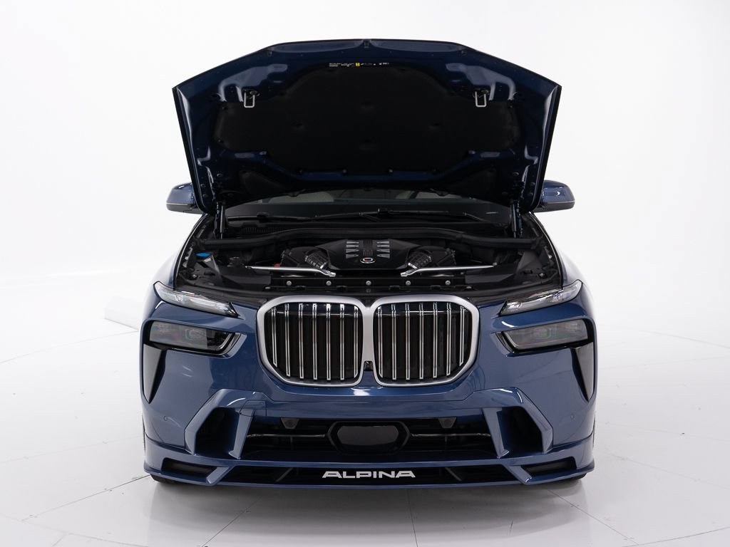Used 2025 BMW ALPINA XB7 AWD/4WD image 48