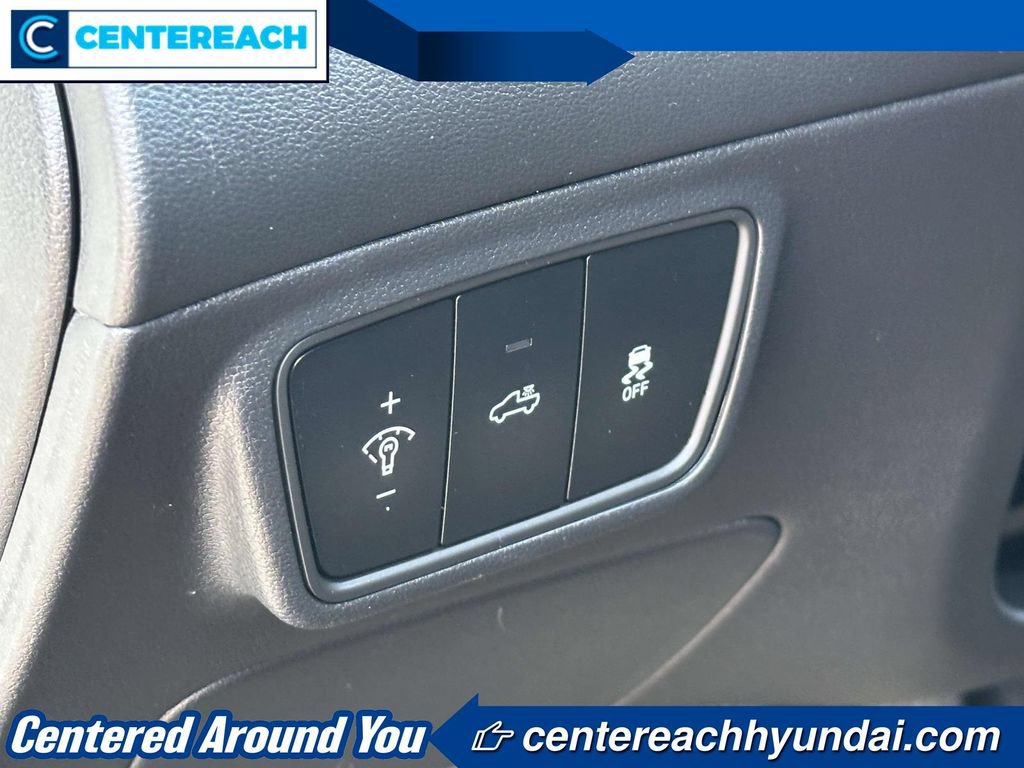 Used 2024 Hyundai Santa Cruz SEL AWD/4WD image 18
