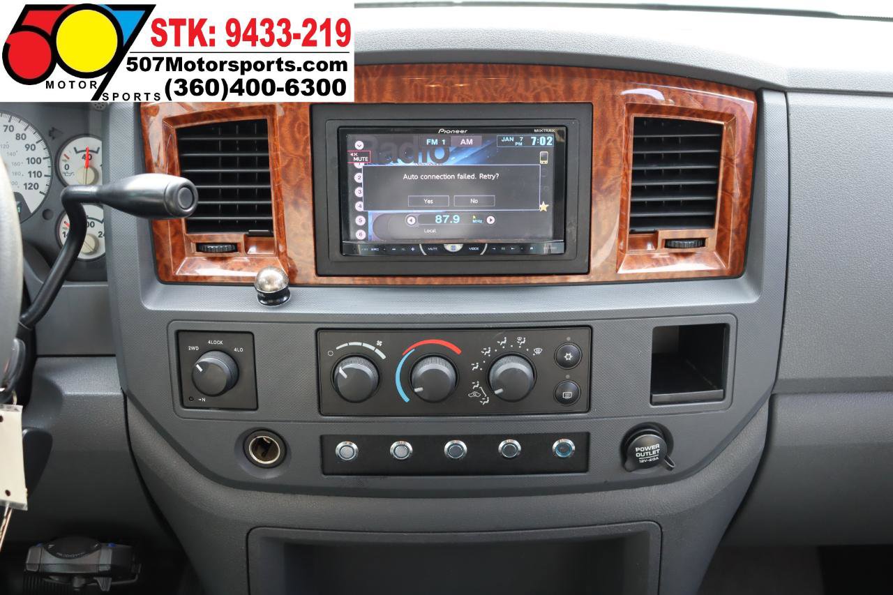 Used 2006 Dodge Ram 2500 Truck SLT w/ Light Group AWD/4WD image 19