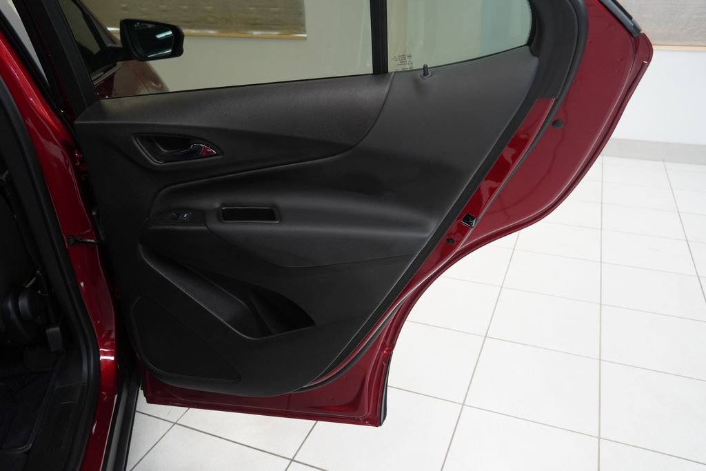 Used 2024 Chevrolet Equinox LT w/ LPO, Floor Liner Package AWD/4WD image 25