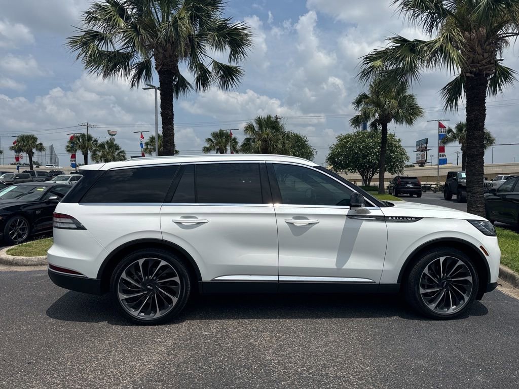 Used 2025 Lincoln Aviator Reserve RWD image 6