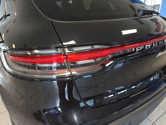 Used 2023 Porsche Macan image 29