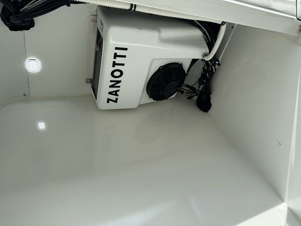 Used 2020 Ford Transit 350 Base image 19