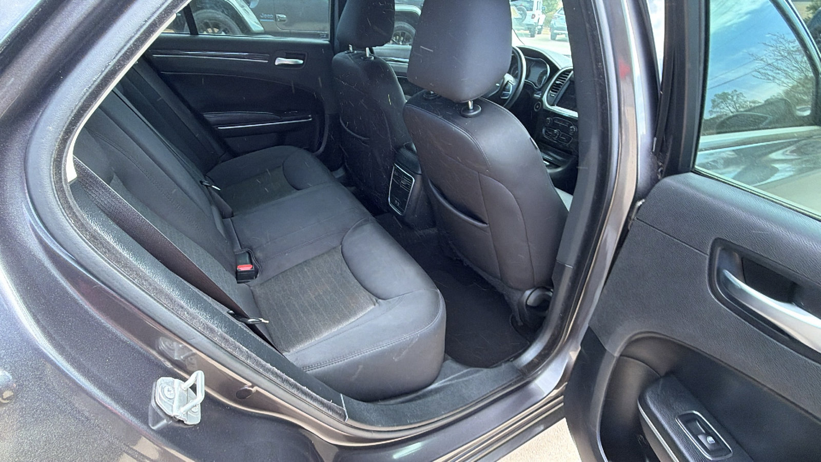 Used 2020 Chrysler 300 Touring w/ Sport Appearance Package image 21