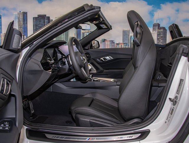 New 2026 BMW Z4 sDrive30i w/ Driving Assistance Package image 22