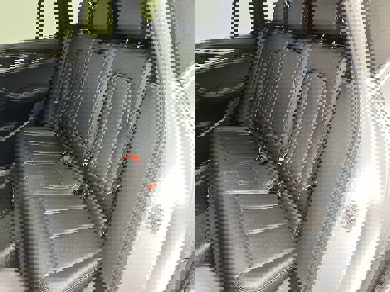 Used 2018 BMW X3 xDrive30i w/ Premium Package image 12