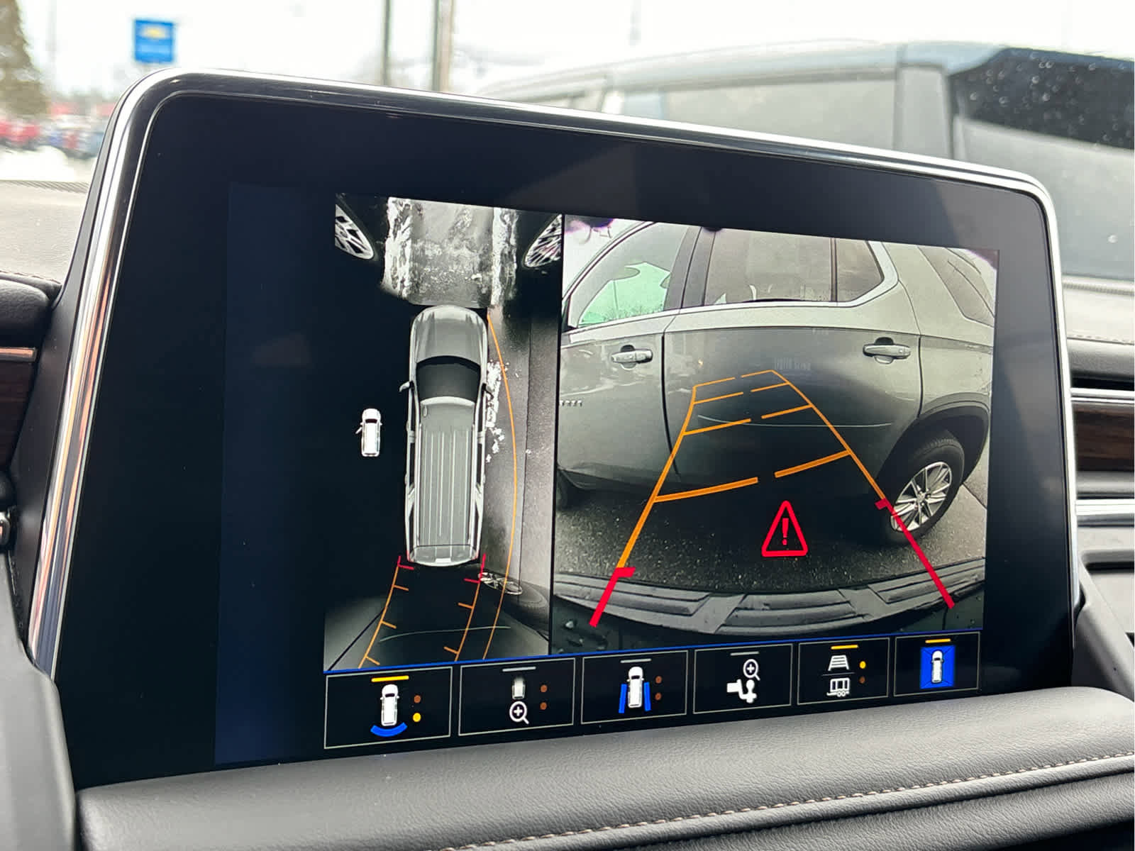 Certified 2023 Chevrolet Suburban High Country image 21