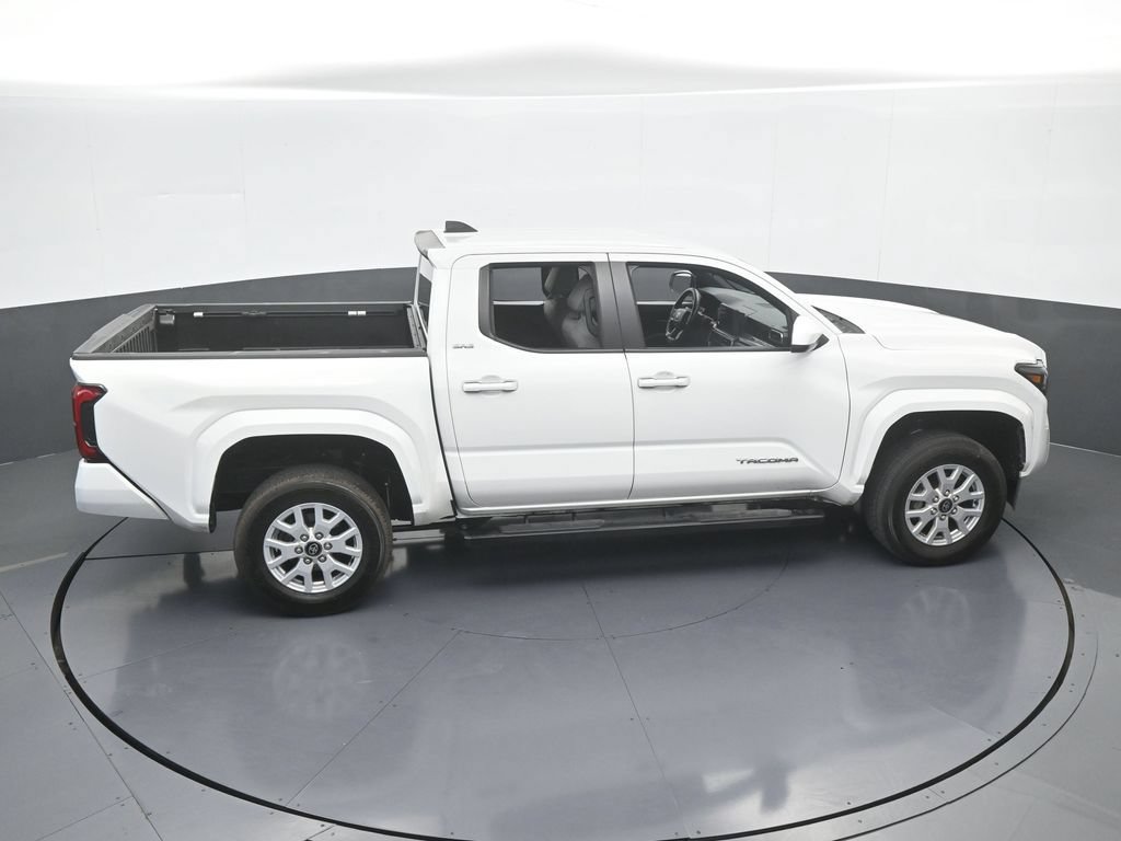 Used 2024 Toyota Tacoma SR5 RWD image 57