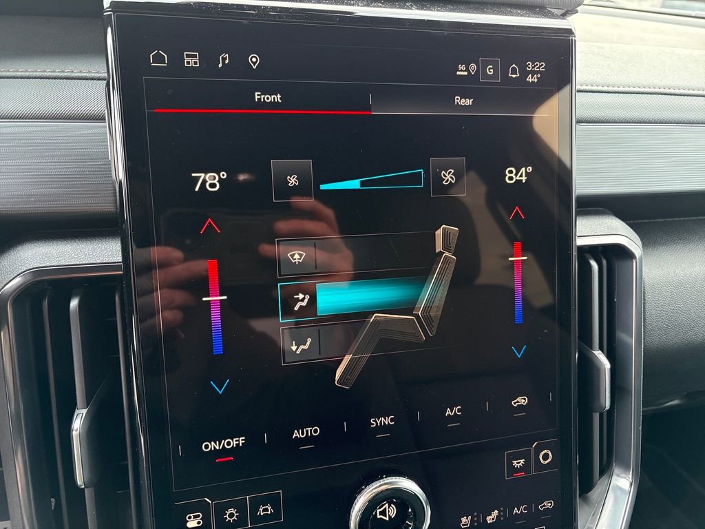 New 2026 GMC Acadia AT4 w/ Luxury Package image 33