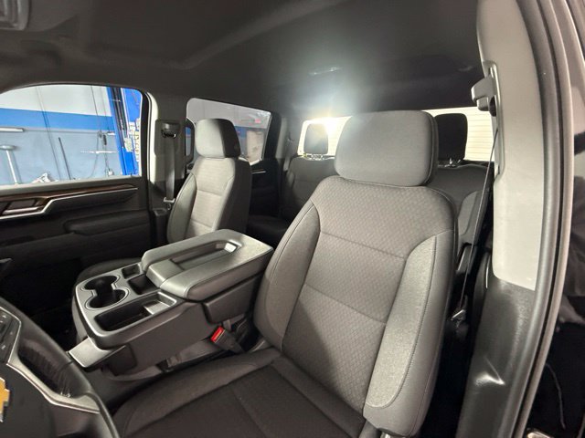 Used 2026 Chevrolet Silverado 1500 LT AWD/4WD image 16