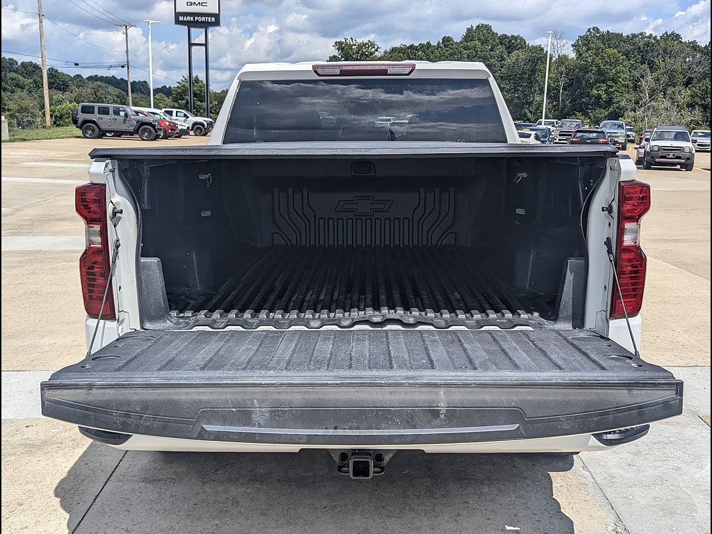 Used 2022 Chevrolet Silverado 1500 Custom AWD/4WD image 14