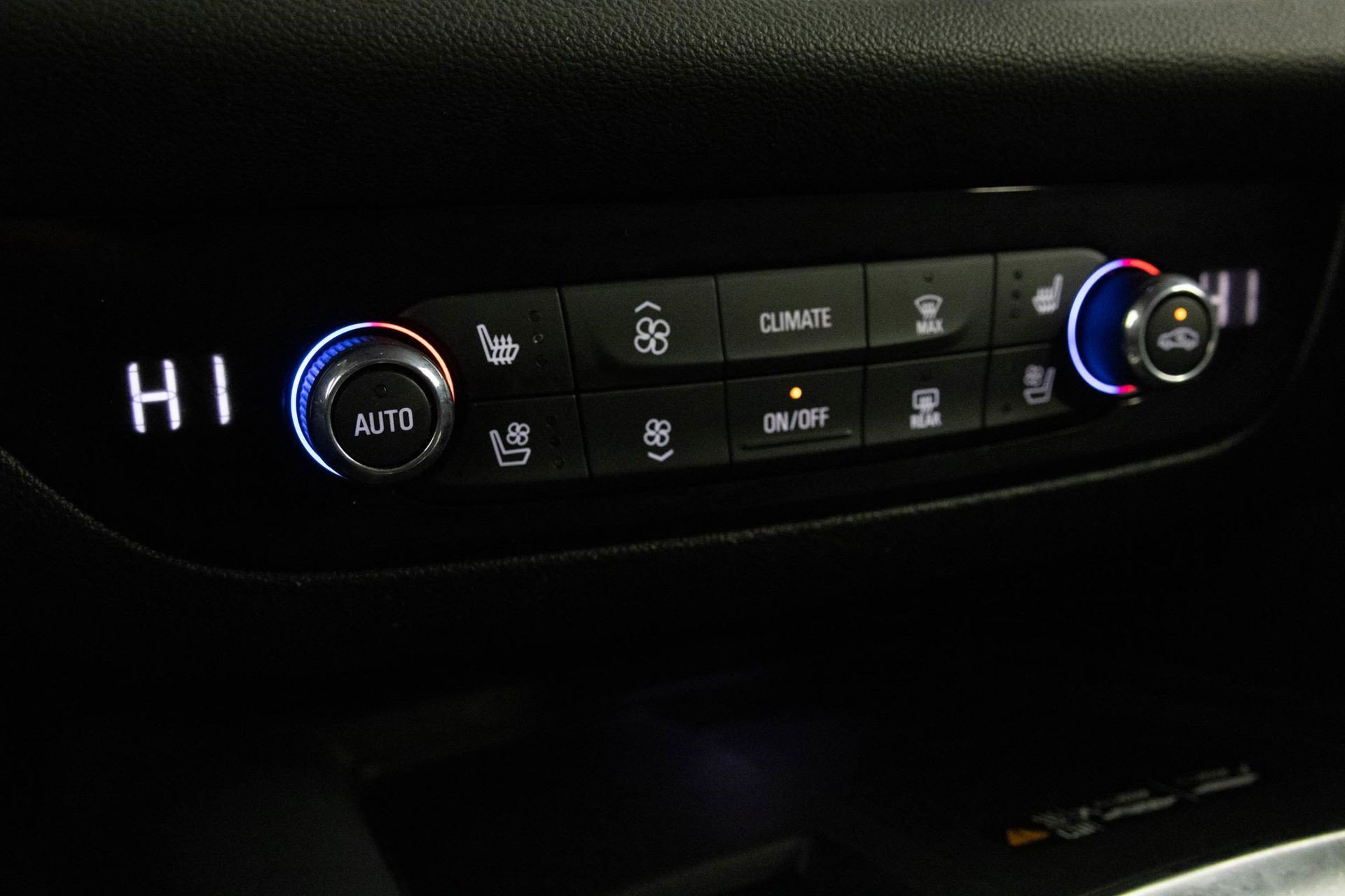 Certified 2024 Buick Enclave Premium AWD/4WD image 21