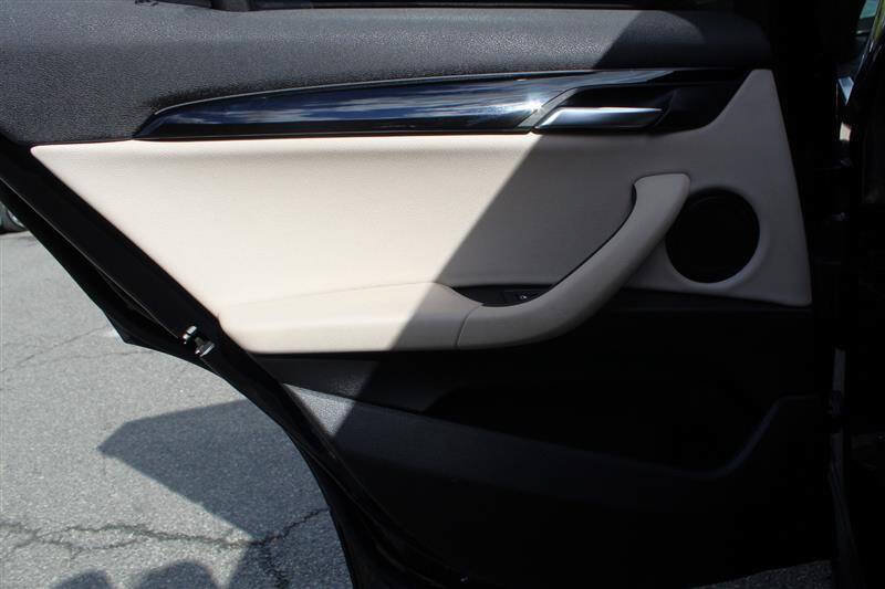 Used 2018 BMW X2 xDrive28i w/ Convenience Package AWD/4WD image 25
