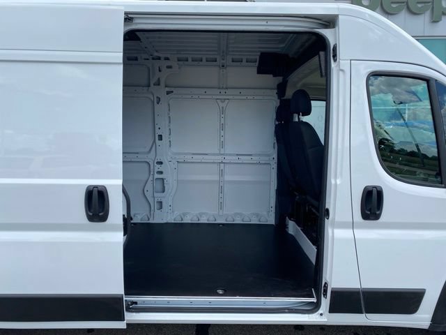 New 2026 RAM ProMaster 2500 w/ Convenience Group FWD image 20