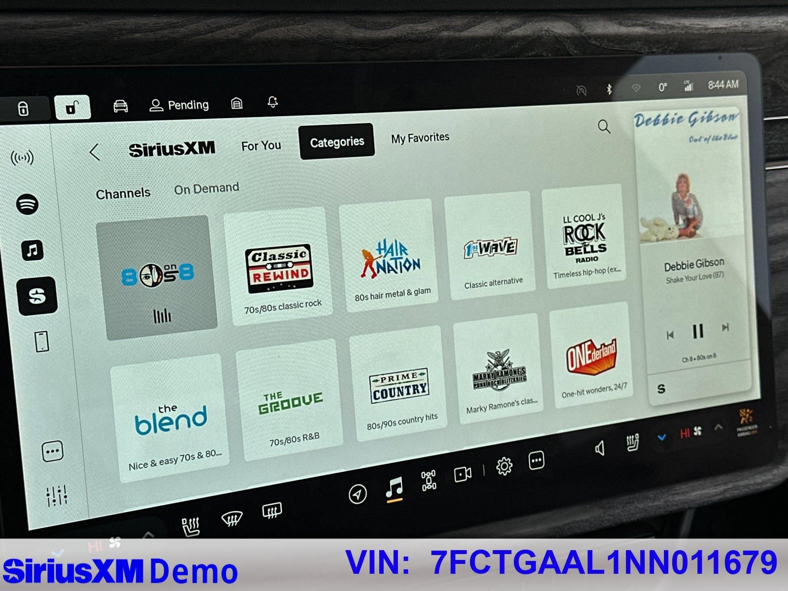 Used 2022 Rivian R1T Launch Edition image 34