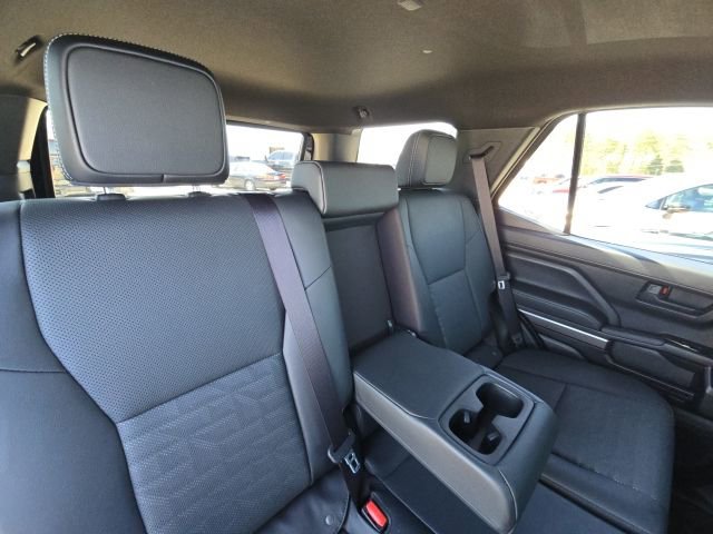 Used 2025 Toyota 4Runner TRD Sport Premium AWD/4WD image 16
