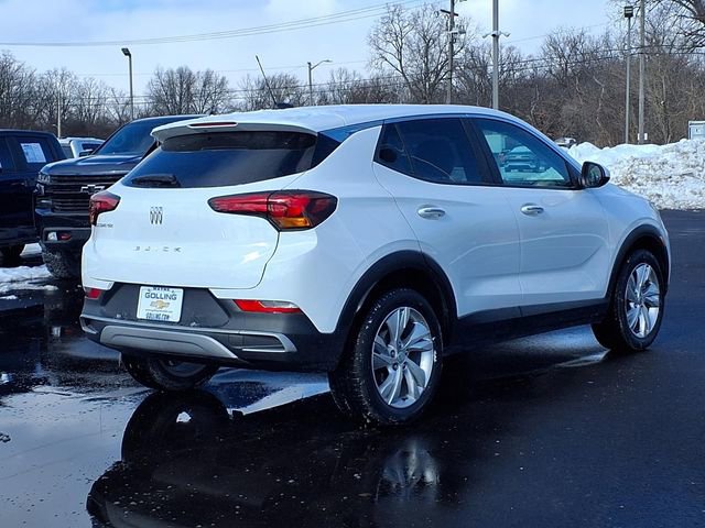 Used 2024 Buick Encore GX Preferred w/ Comfort Package image 2
