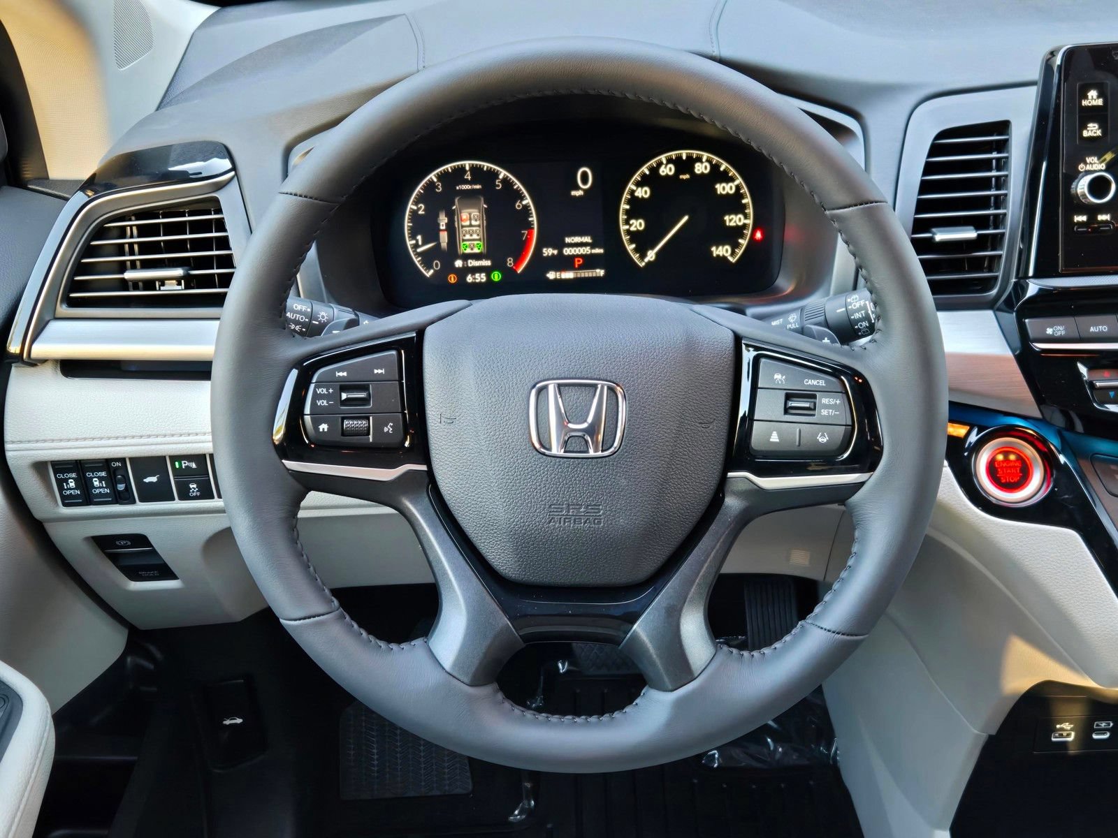 New 2026 Honda Odyssey Touring image 14