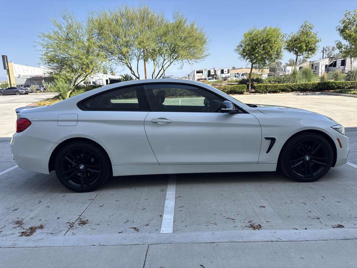 Used 2015 BMW 428i xDrive Coupe AWD/4WD image 2