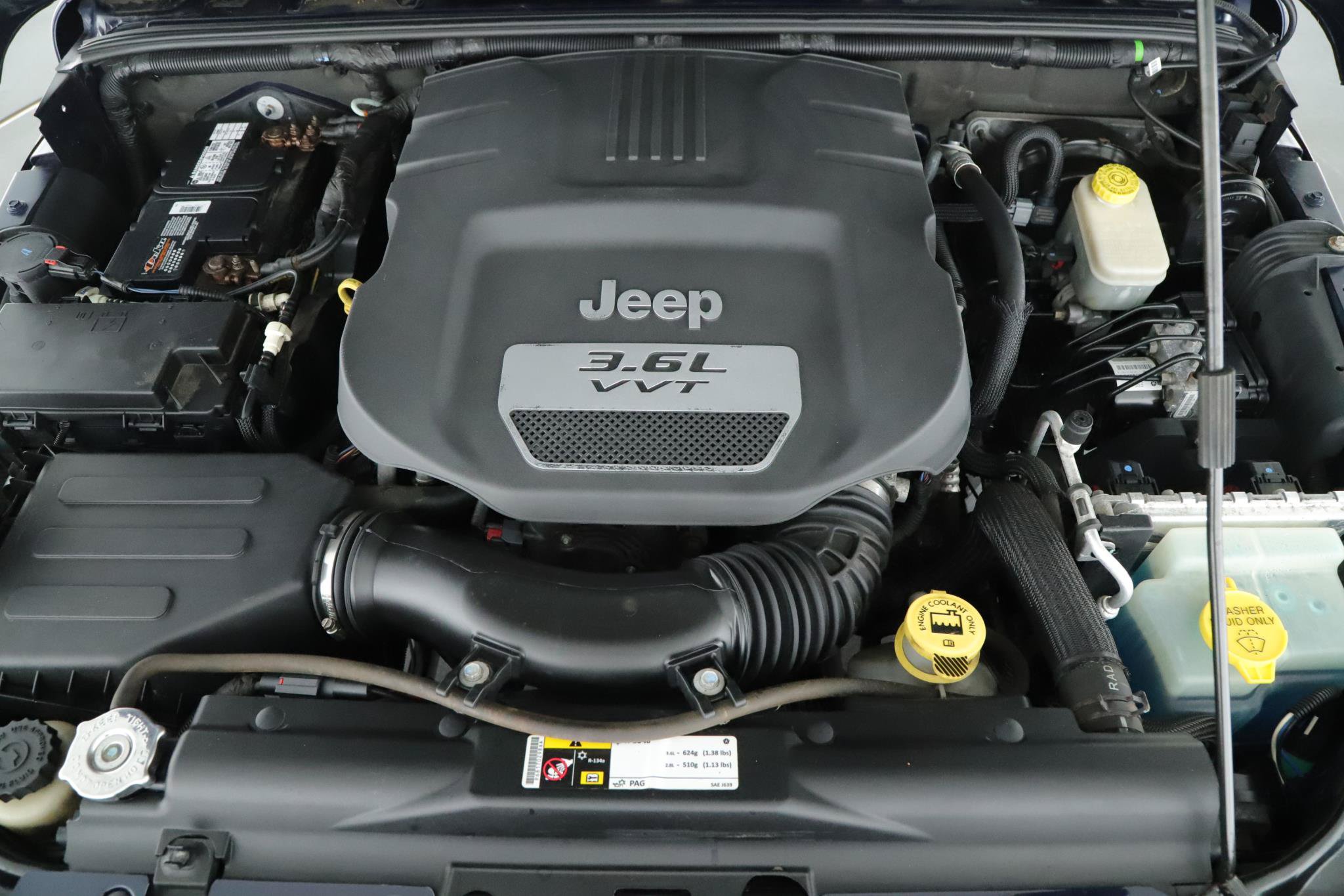 Used 2013 Jeep Wrangler Sahara w/ Dual Top Group AWD/4WD image 14