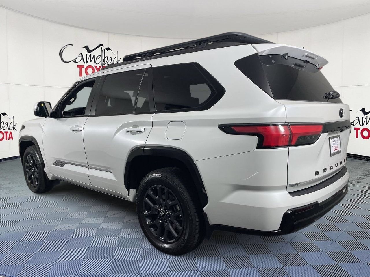 New 2026 Toyota Sequoia Platinum AWD/4WD image 5