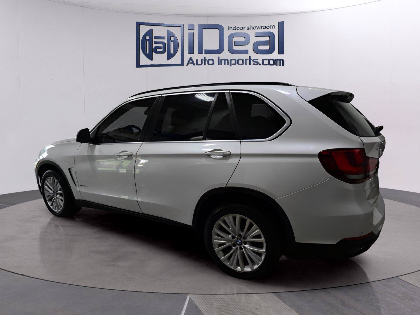 Used 2015 BMW X5 xDrive50i AWD/4WD image 3