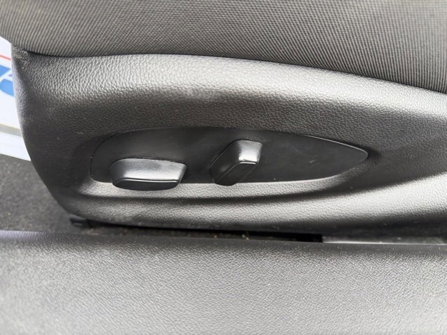 Certified 2022 Chevrolet Camaro LT image 12