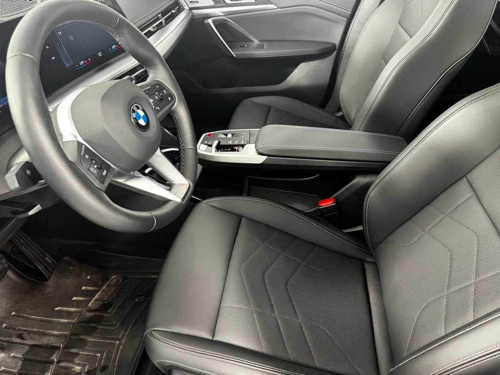 Used 2023 BMW X1 xDrive28i w/ Premium Package AWD/4WD image 14