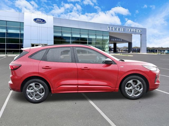 Used 2023 Ford Escape ST-Line w/ Tech Pack #1 FWD image 5