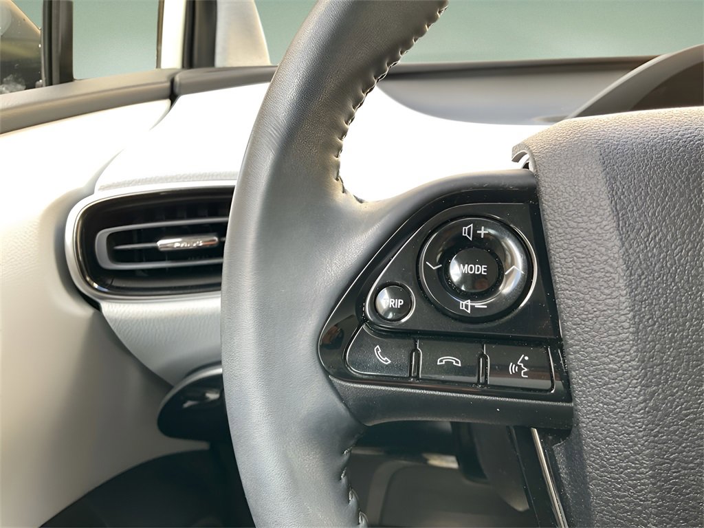 Used 2022 Toyota Prius Prime Limited image 25