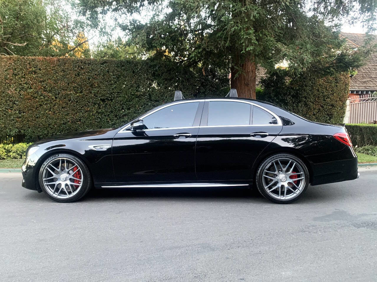 Used 2018 Mercedes-Benz E 63 AMG S image 4