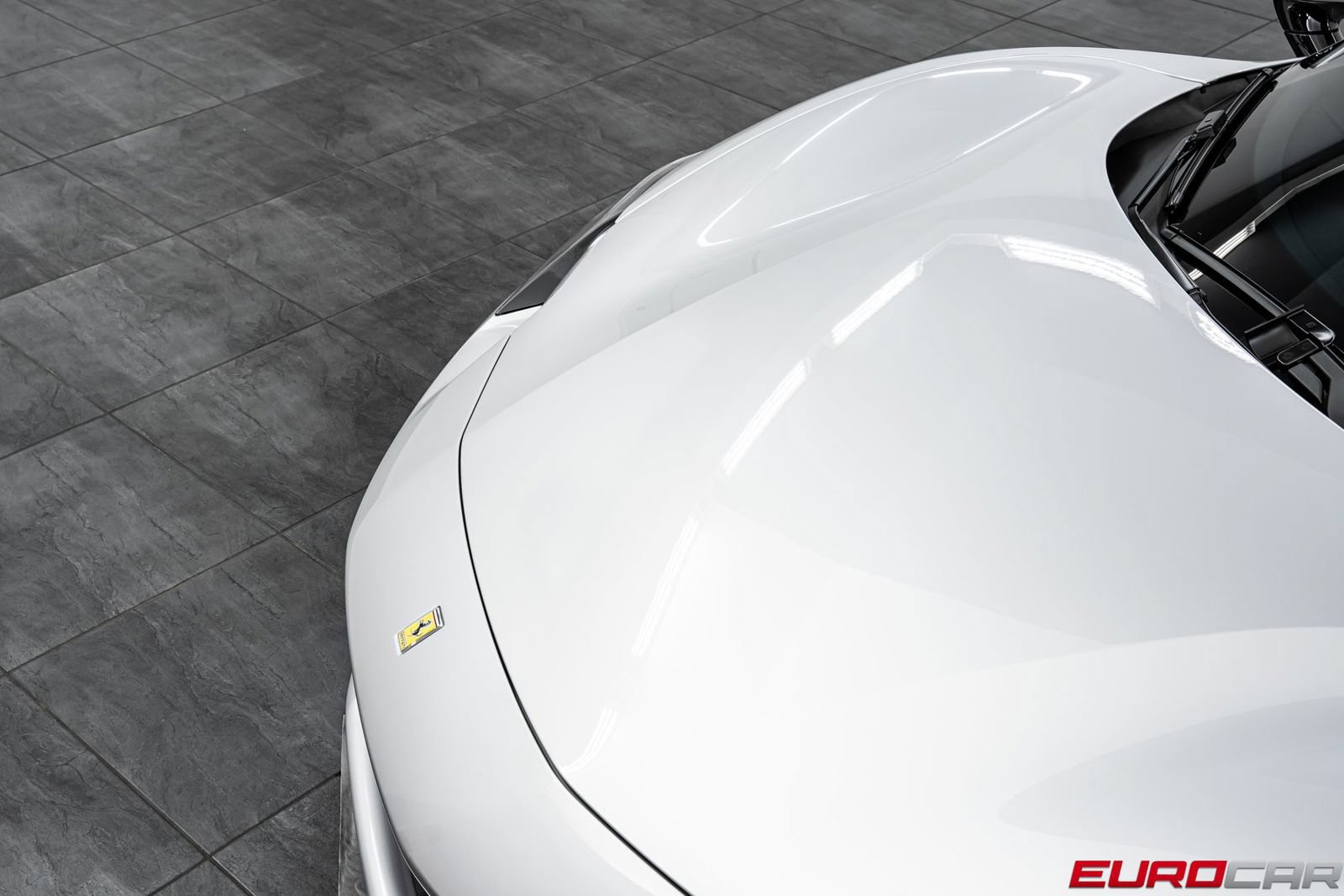 Used 2022 Ferrari 296 GTB RWD image 9