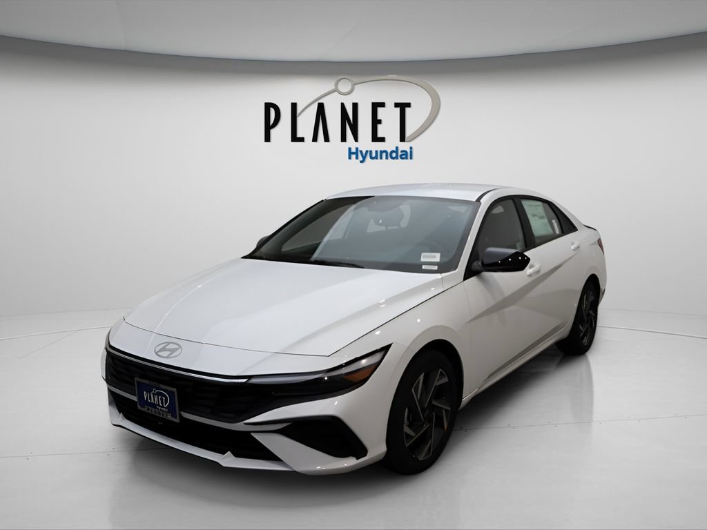 Certified 2025 Hyundai Elantra SEL w/ Cargo Package FWD video 2