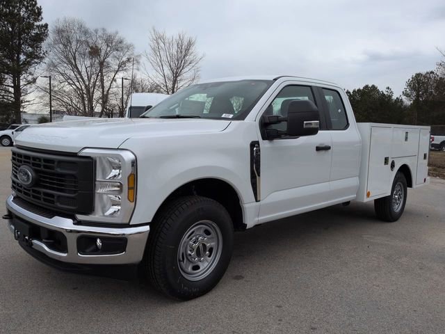 New 2026 Ford F250 XL w/ XL Chrome Package image 7