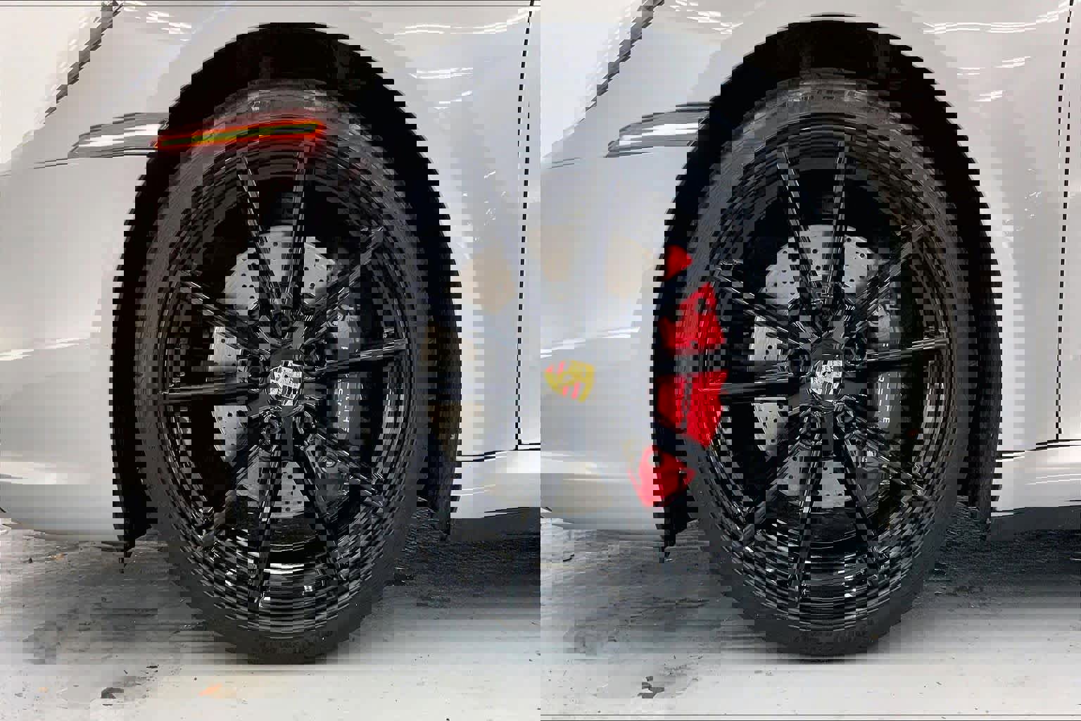 Used 2020 Porsche 911 Carrera S image 8