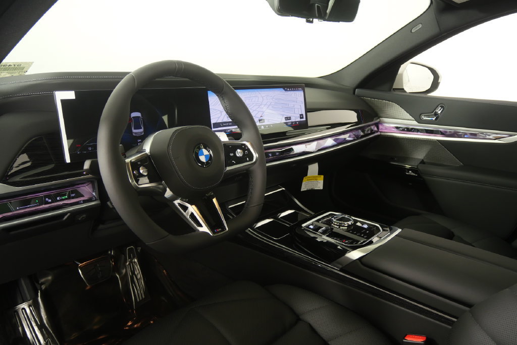 New 2026 BMW 740i RWD image 12